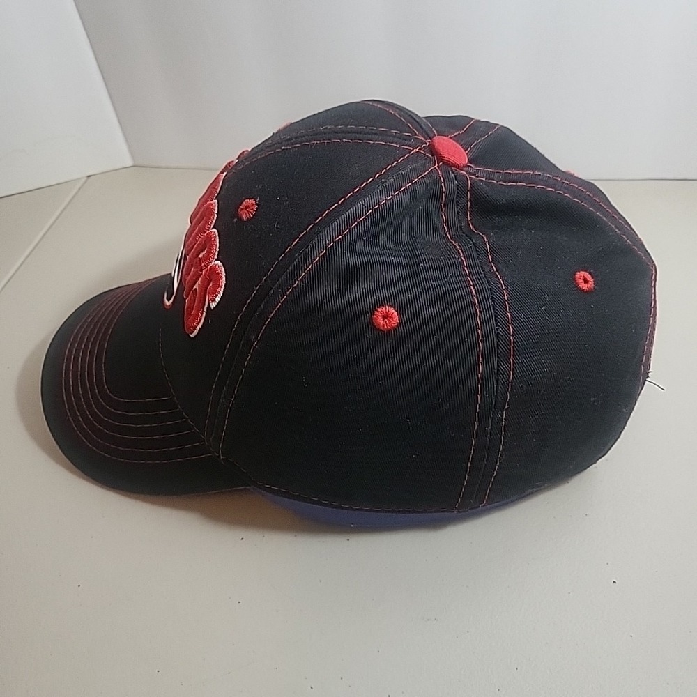Georgia Bulldogs Fan Favorite Black Baseball Cap Red Spellout NCAA Football Hat - Picture 3 of 7